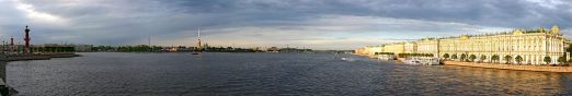 Panorama_of_Saint_Petersburg_from_Palace_Bridge